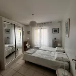 Le Catalogne 3 Apartment *